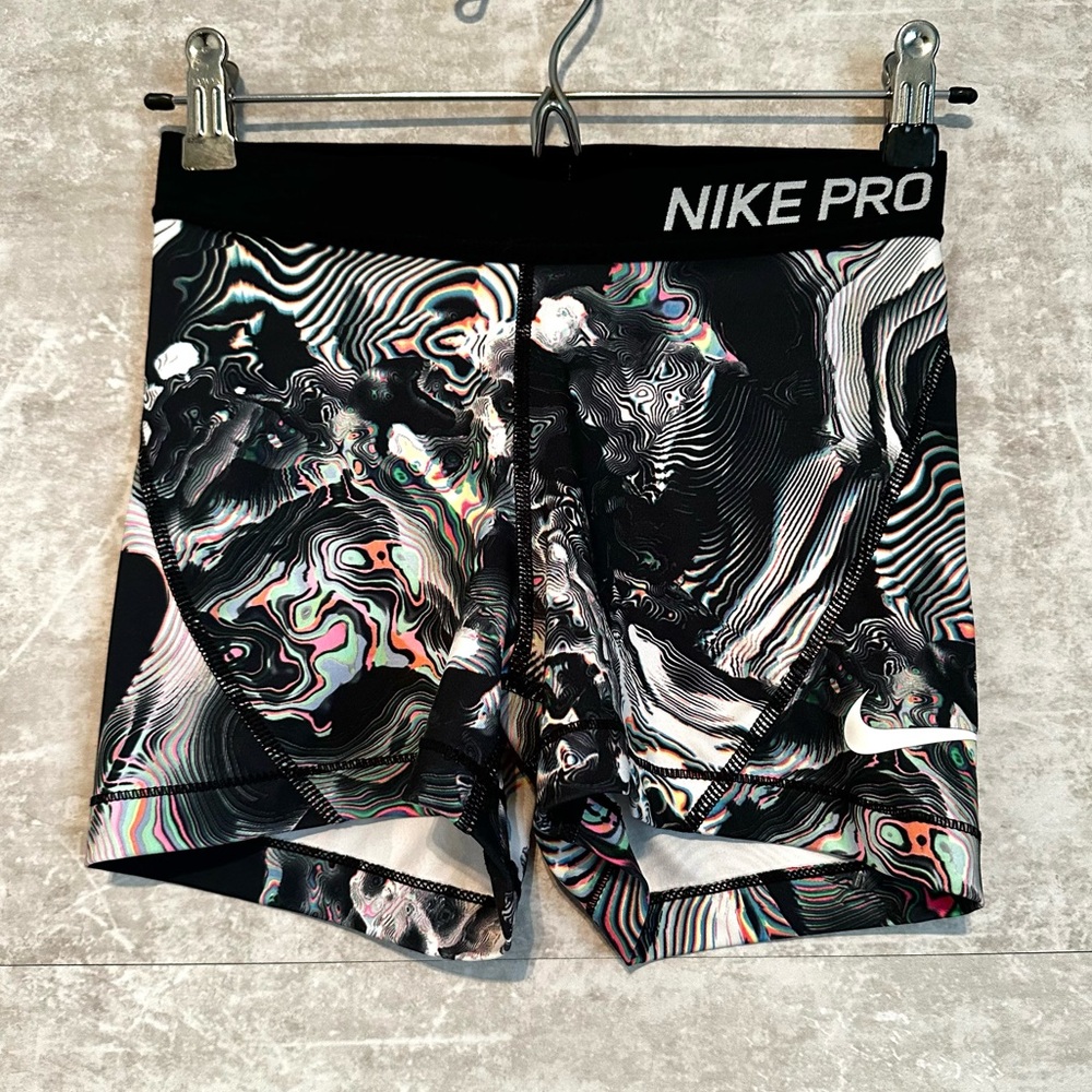 NIKE PRO Dri-fit Cycling Exercise Athletic Shorts